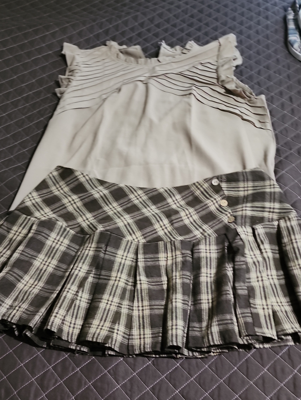 SHEIN Black & White Plaid Pleated Mini Skirt